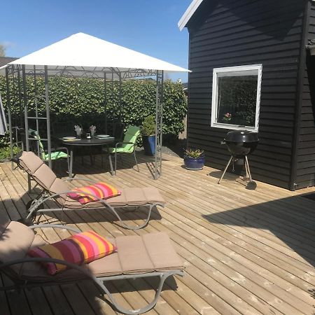 Skon Feriebolig Med Havudsigt I Naturskont Omrade Munkebo Exteriör bild